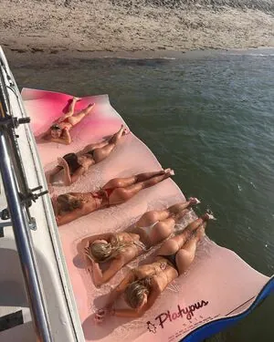 Kara Mia Van Pletzen content