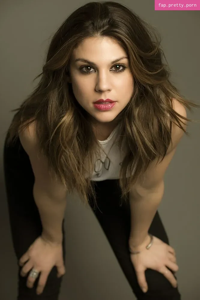 Kate Mansi - Photo #15