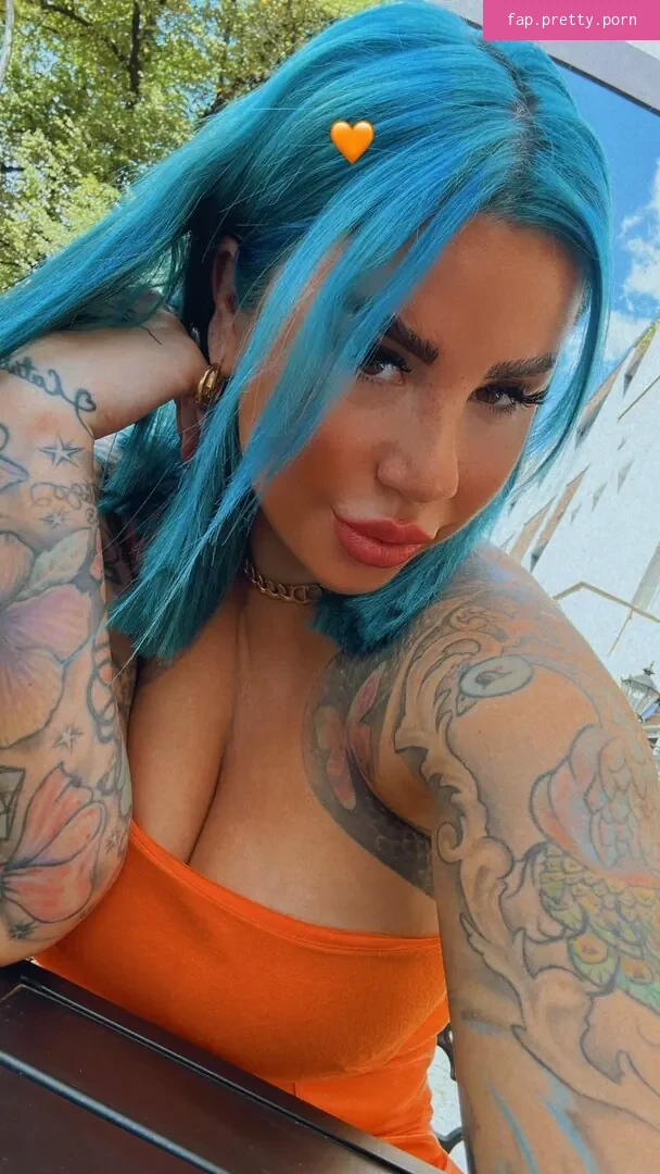 Kate Merlan - Photo #93