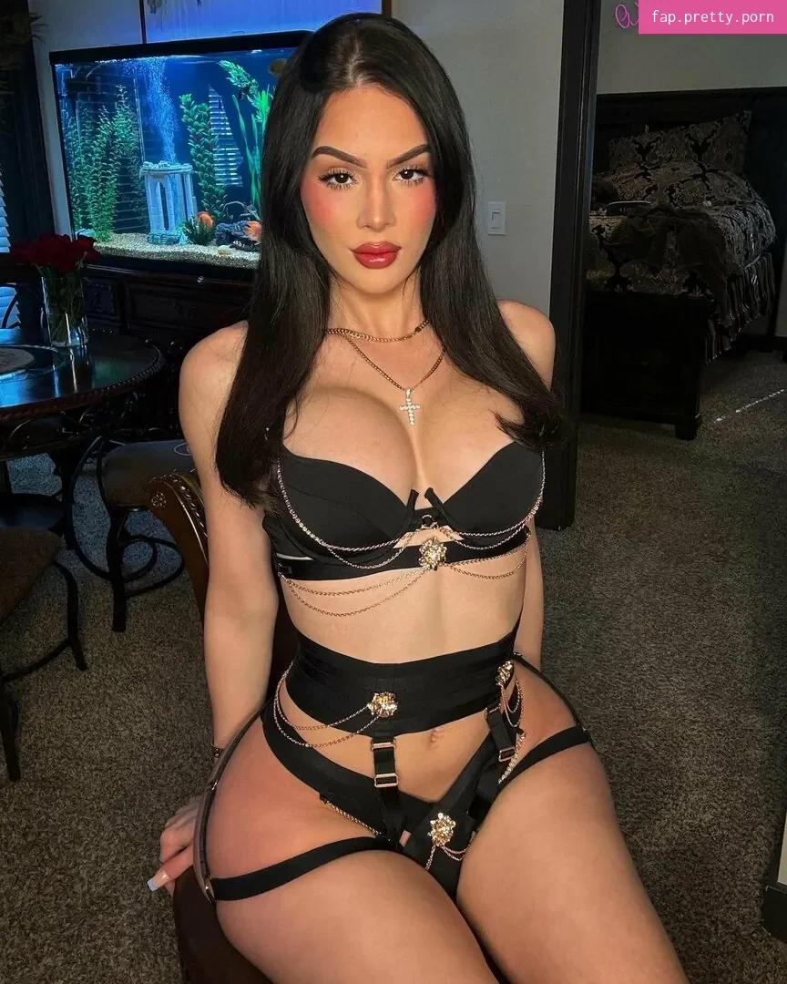 Kimberly Medina - Photo #33