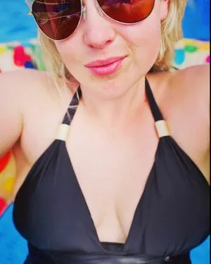 Kimberly Nixon content