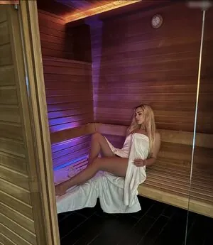 Kate Peaches content