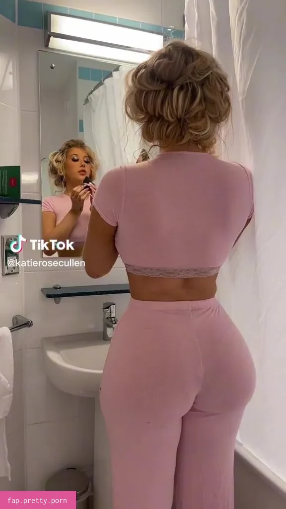 Katie Rose Cullen - Photo #17