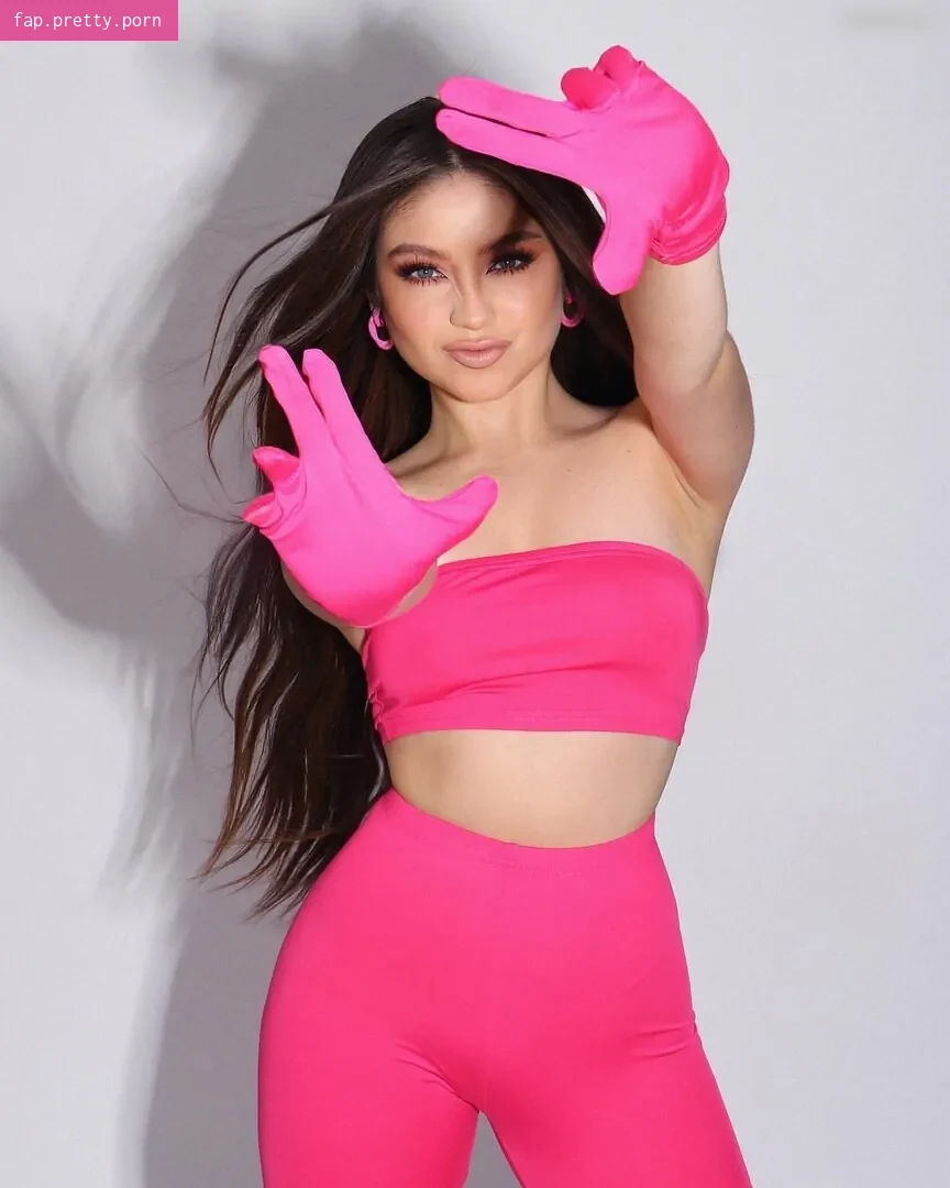 Karol Sevilla - Photo #07