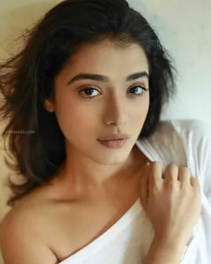 Ketika Sharma content