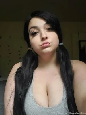 laceylanefree content
