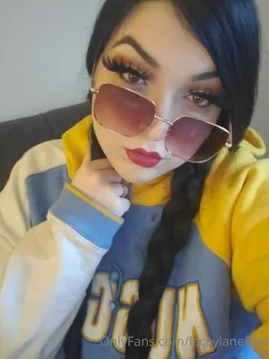 laceylanefree content