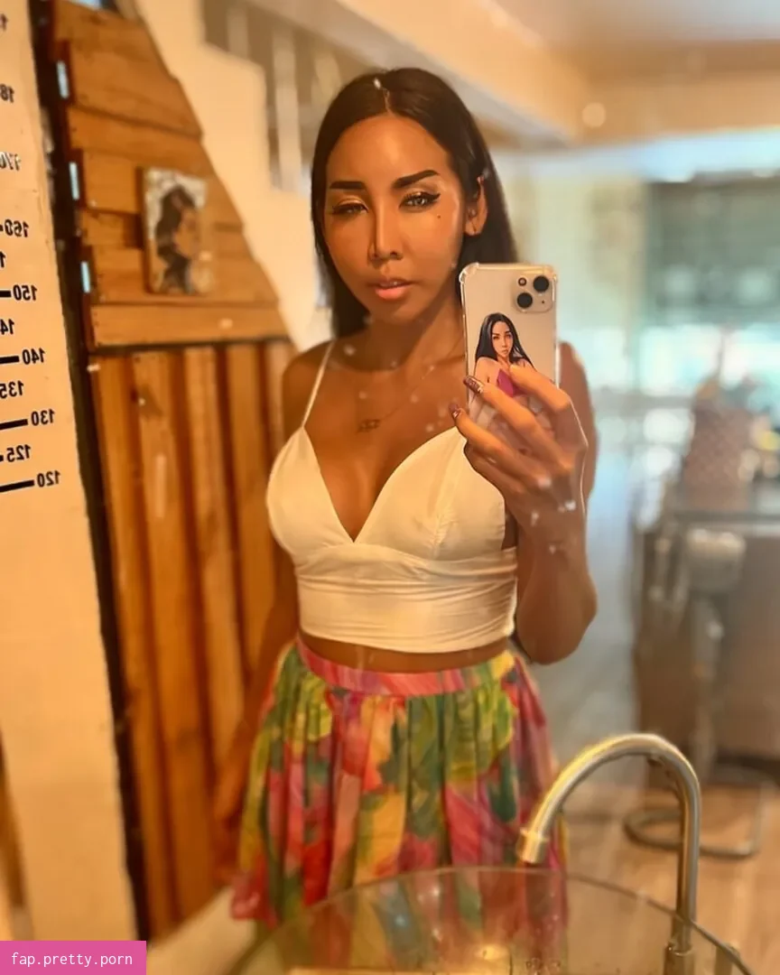 ladyboyshasha - Photo #02