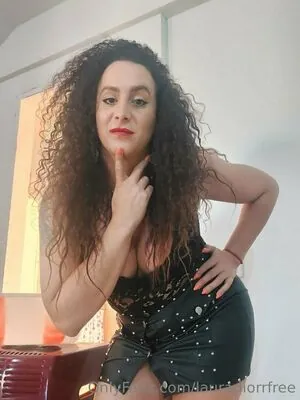 lauradiorrfree content