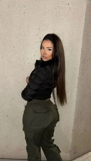 LauraLianaJane content