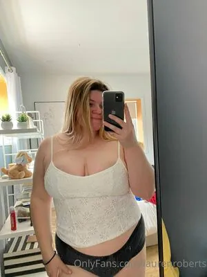 laurenroberts content