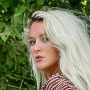 Lindsey Blake