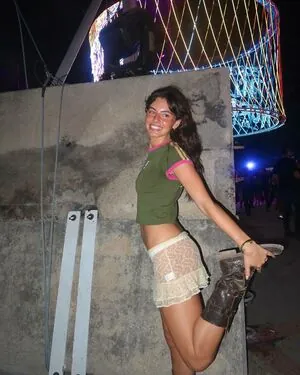 Lydia Campanelli content