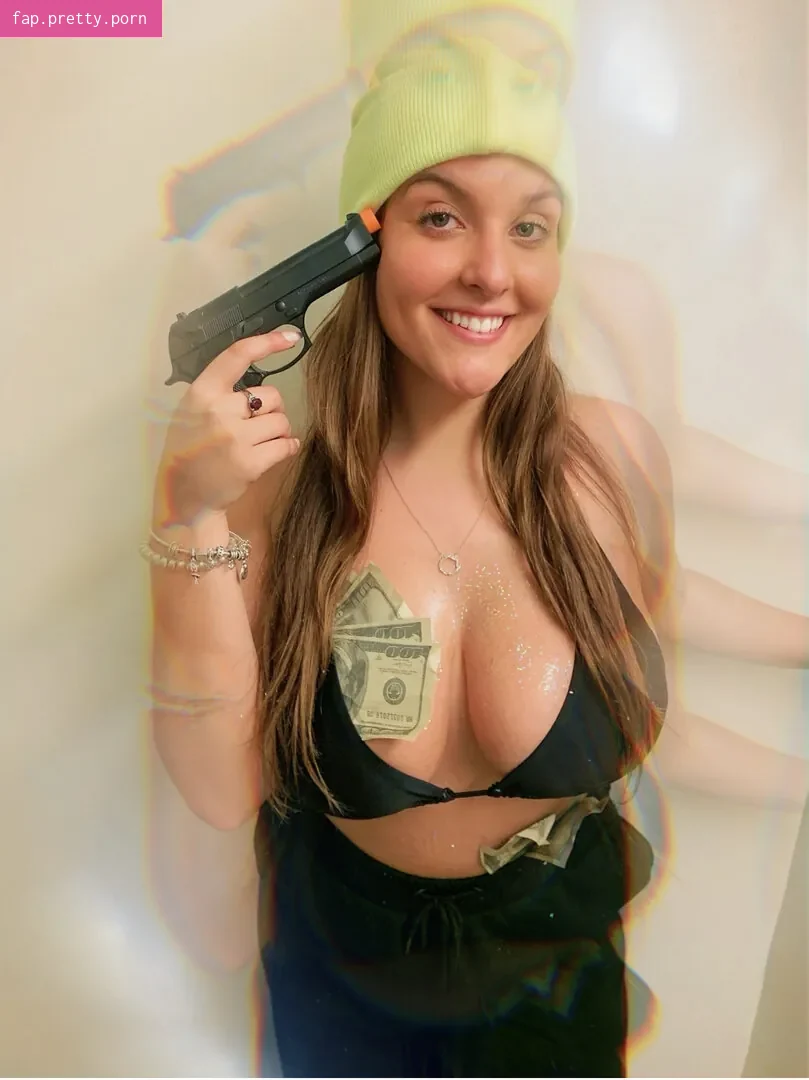 Lorraine De Souza - Photo #18