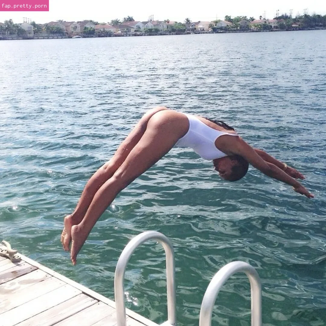 LeilaniofBarbados - Photo #32