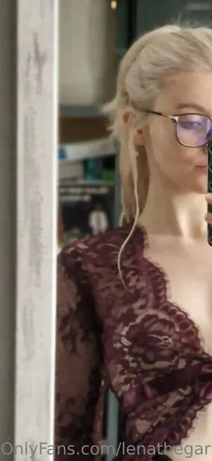 lenathegarbagecan content