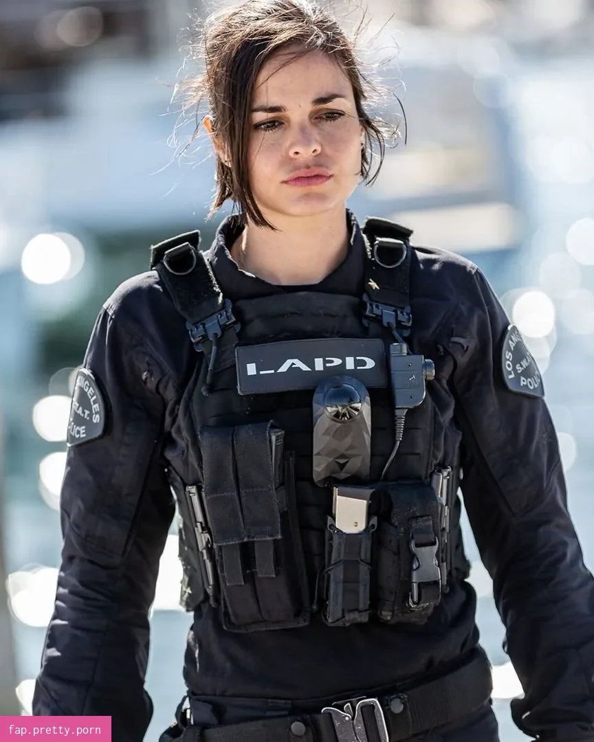 Lina Esco - Photo #04