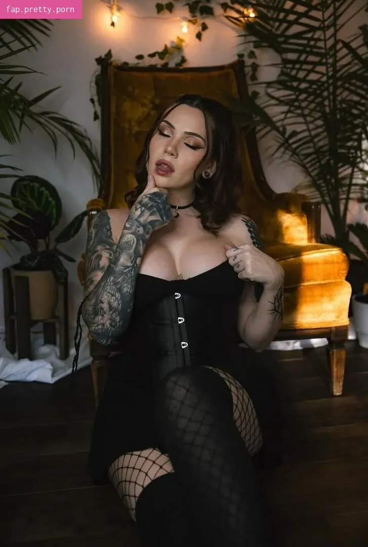 London Ellise - Photo #26