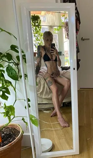 Lucy Everleigh content