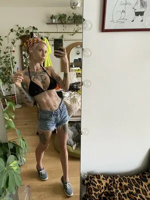 Lucy Everleigh content