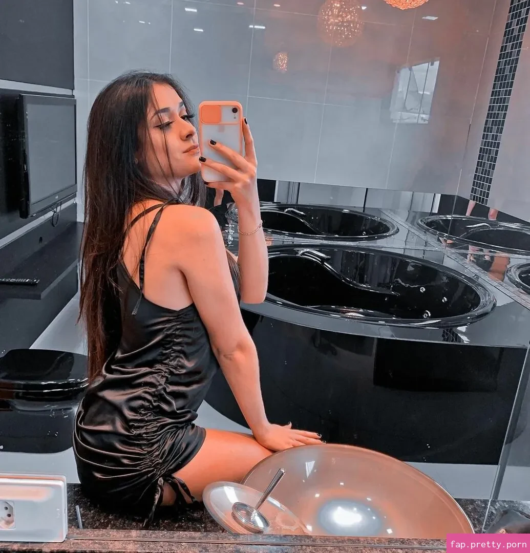 Laysa Gardini - Photo #01