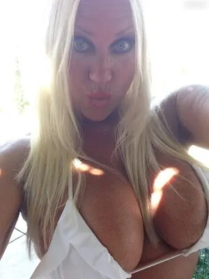 Linda Hogan content