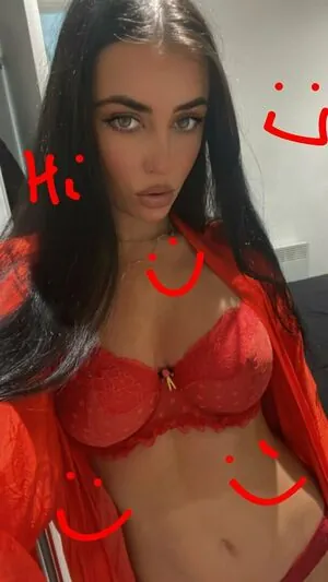 Layla Ibernón content