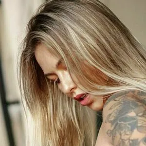 lindznoellee