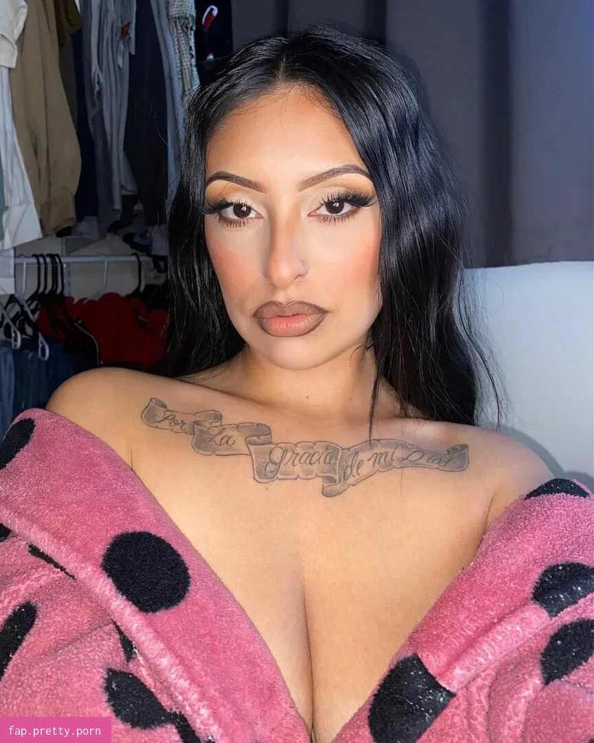 Listapia - Photo #02