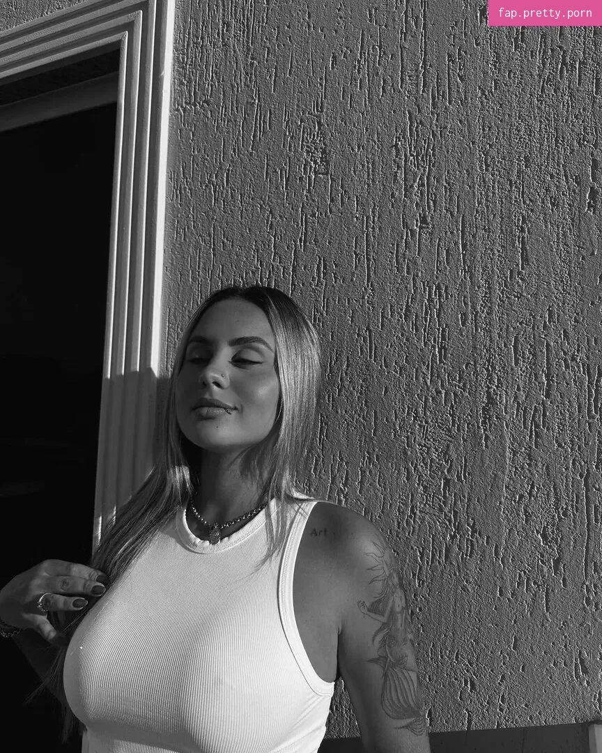 Lara Jucá - Photo #01