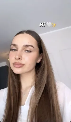 Louisa jindaoui content