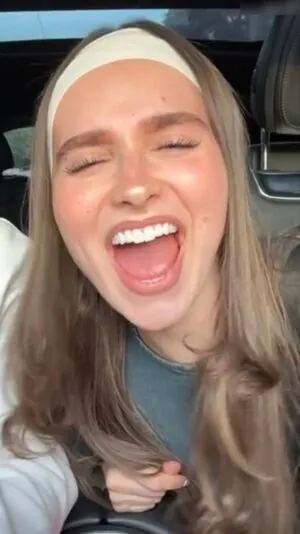 Louisa jindaoui content