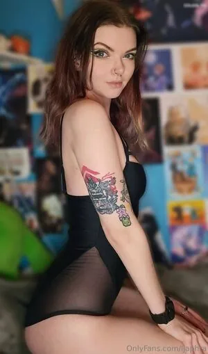 Louise Julie content