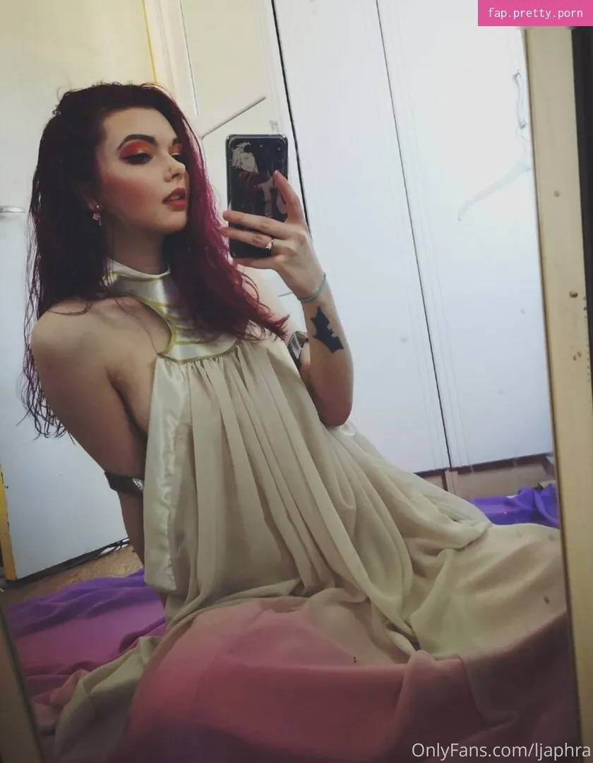 Louise Julie - Photo #35