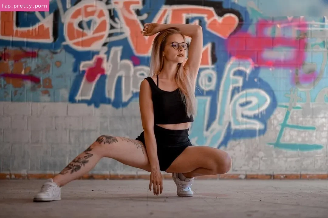 lealyferra / lea.ly - Photo #22