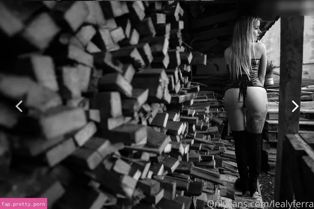 lealyferra / lea.ly - Photo #15