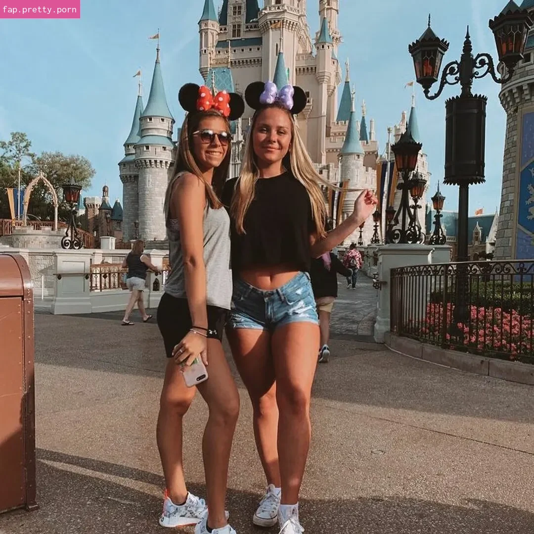 Lindsay Liptak - Photo #44