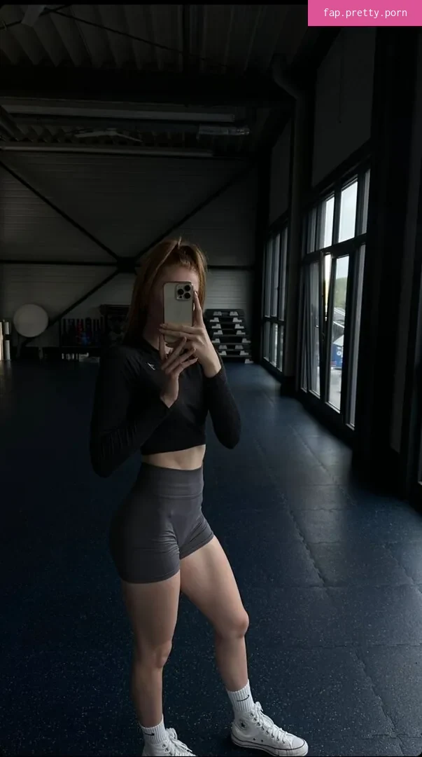 Laura Michelle Maske - Photo #17