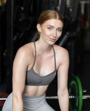 Laura Michelle Maske content