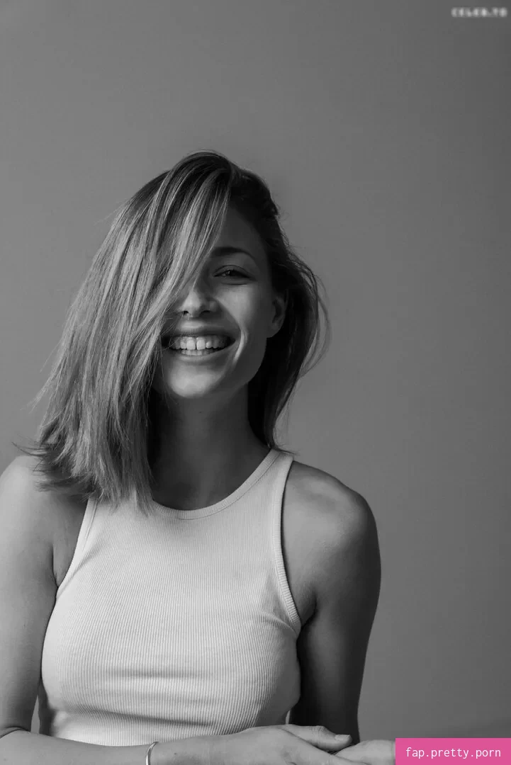 Lena Meckel - Photo #55