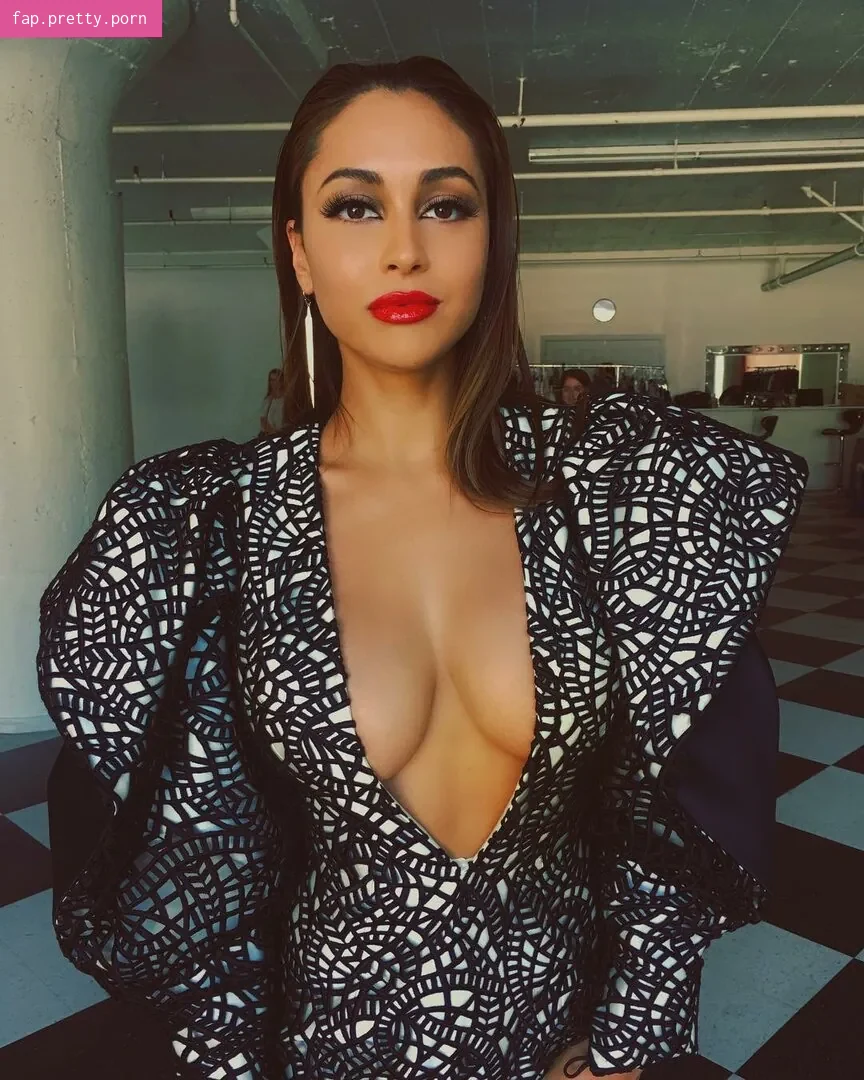 Lindsey Morgan - Photo #67