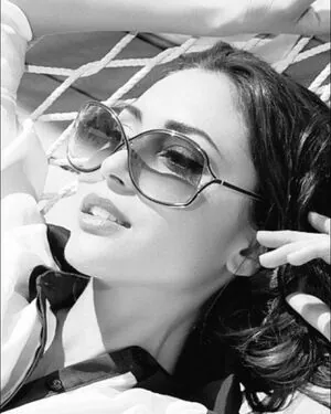 Lindsey Morgan content