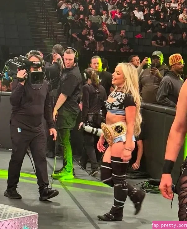 Liv Morgan - Photo #00