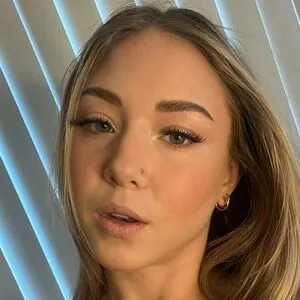Lexi Nicole avatar