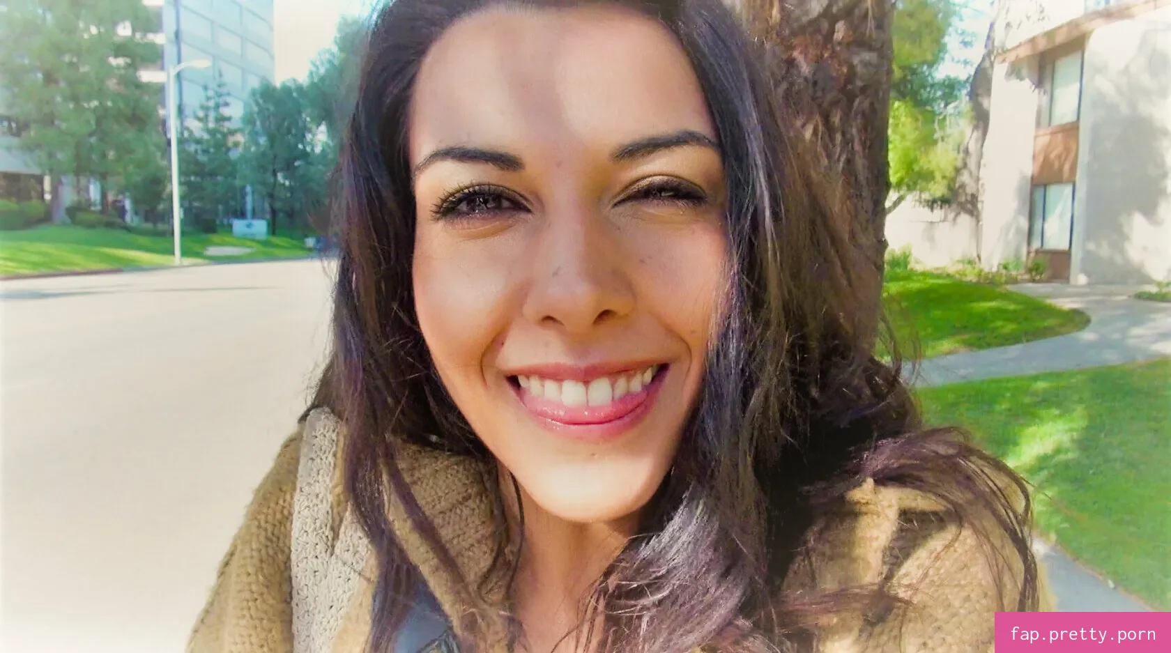 loucharmellefree - Photo #41