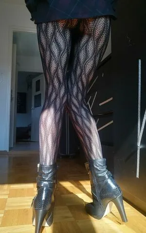 loucharmellefree content