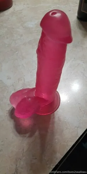 loves2swallowu content