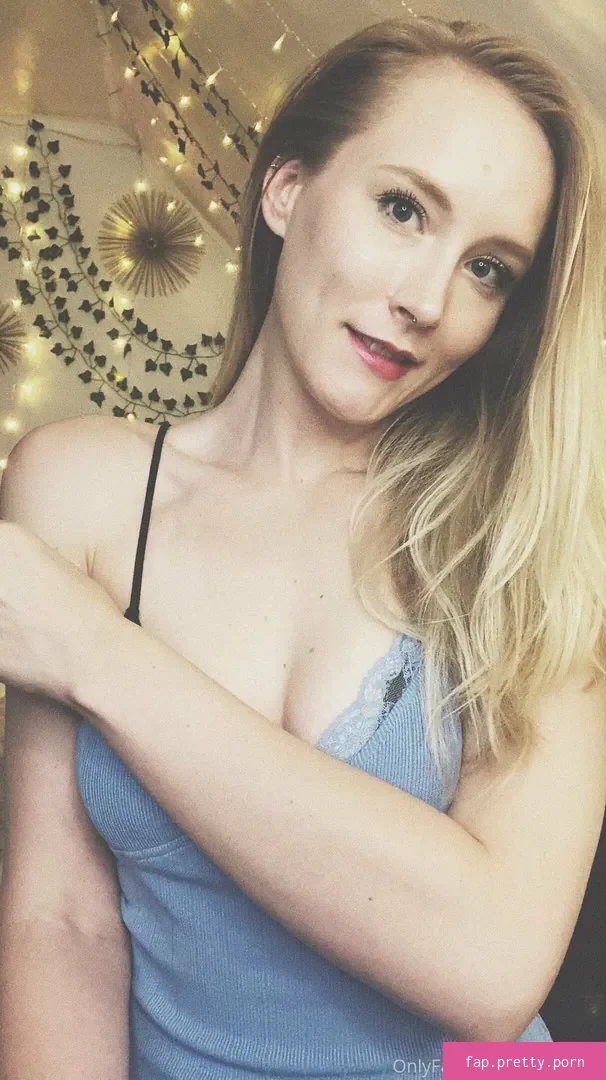 Lovewitch - Photo #26