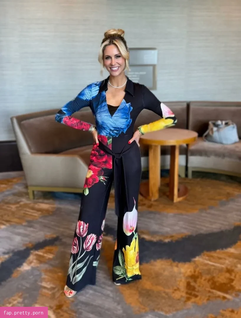 Laura Rutledge - Photo #45