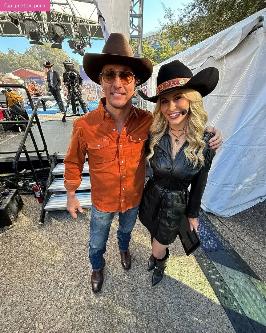 Laura Rutledge - Photo #64